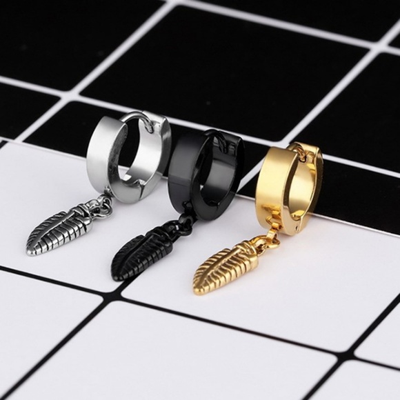 Feather Leaves Dangle Huggie Hinge earrings - Picture 2 of 8